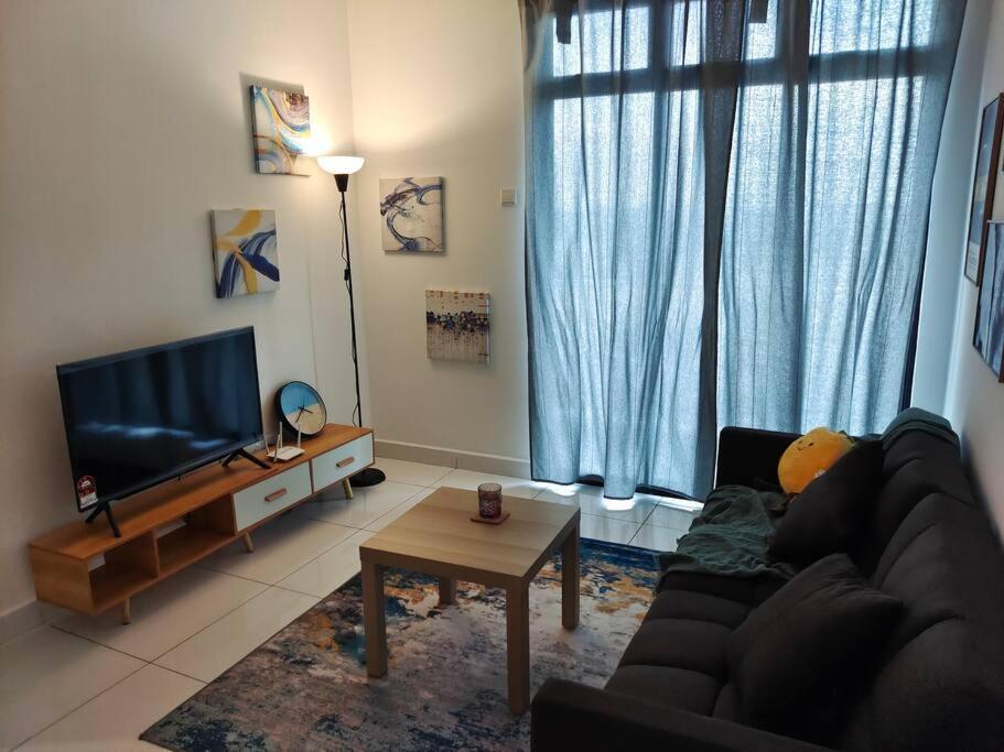 A2603 The Platino Netflix Paradigm Mall By