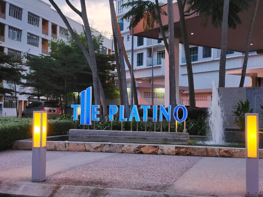 A2603 The Platino Netflix Paradigm Mall By Johor Bahru