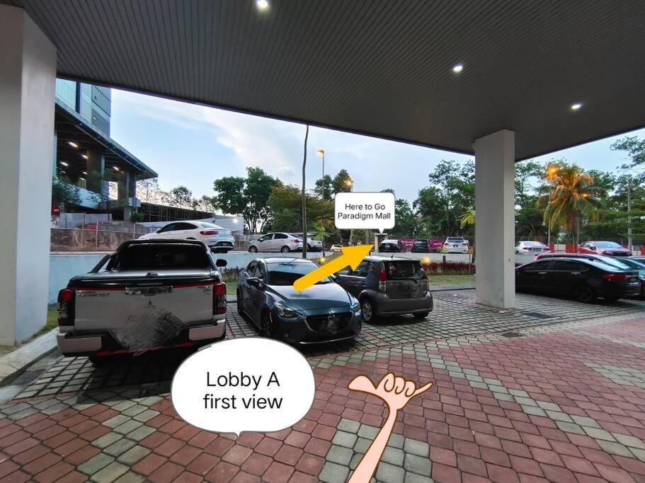 A2603 The Platino Netflix Paradigm Mall By Apartment